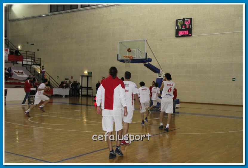 121223 Aquila 041_tn.jpg